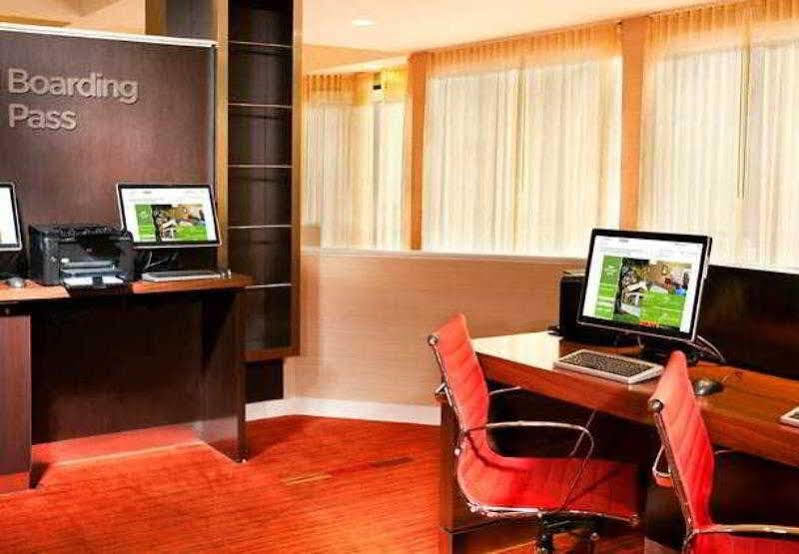Courtyard By Marriott Dallas Arlington Entertainment District Exteriör bild